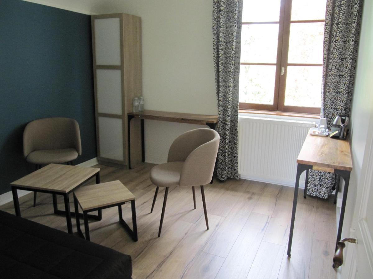 L'Atelier Du Chateau Saint-Ay Exterior photo